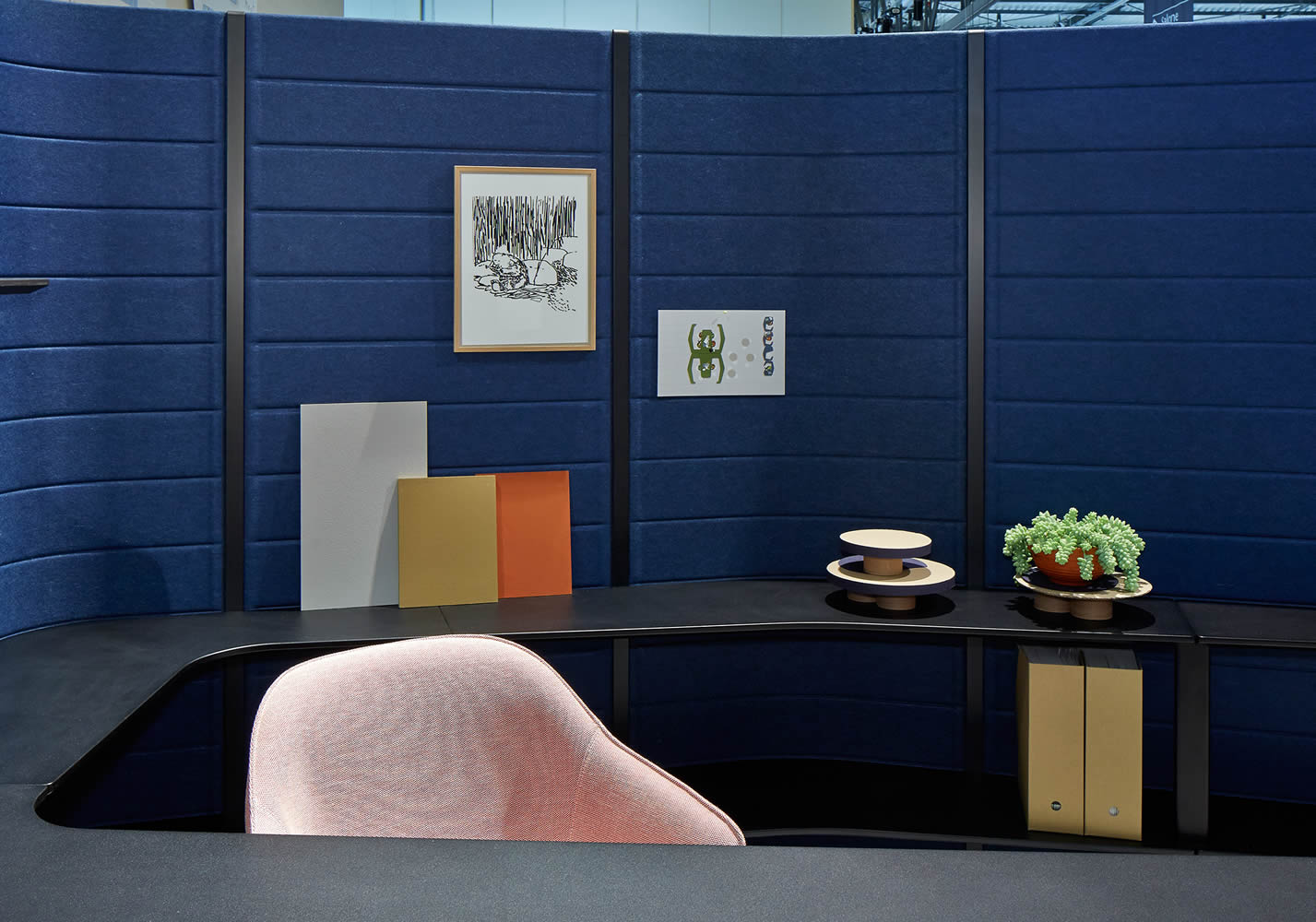 会议台|静音舱/洽谈屋|办公家具|万象城(中国)家具|Workbays Space Service Point
